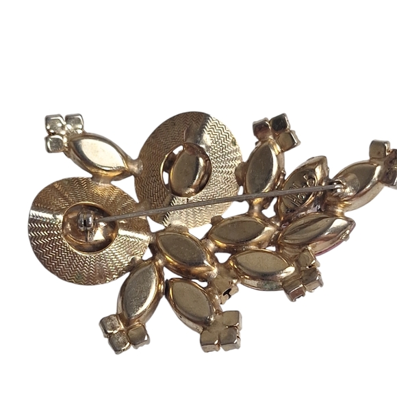 Vintage HOBE Pink Smokey Grey & Blue AB Rhinestone Gold Tone Brooches 2.25"... - Picture 4 of 7